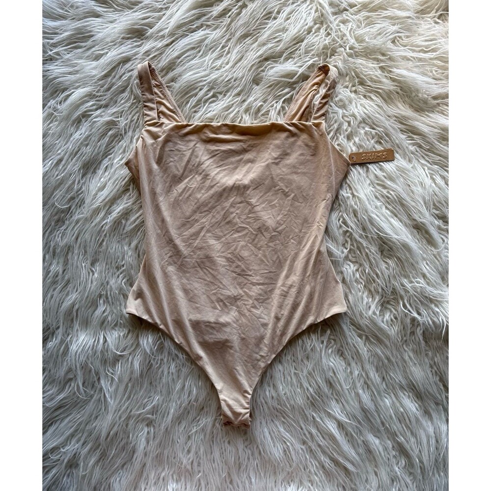 Skims Fits Everybody Square Neck Bodysuit Sand Size Large